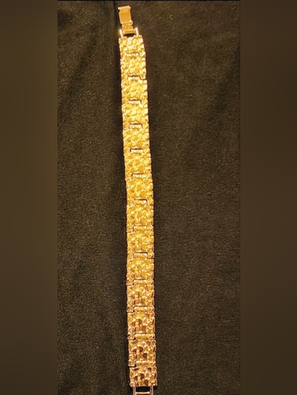 14k Gold Plated Bracelet 15 mm Wide - Picture 3 of 3